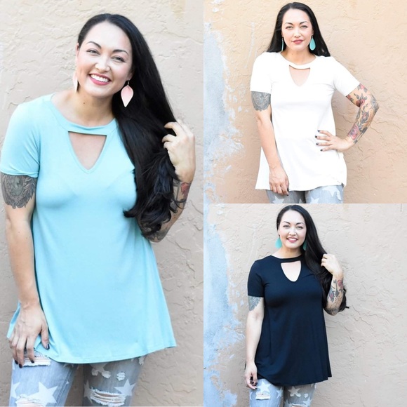 White Choker Neck Tee - Picture 4 of 4